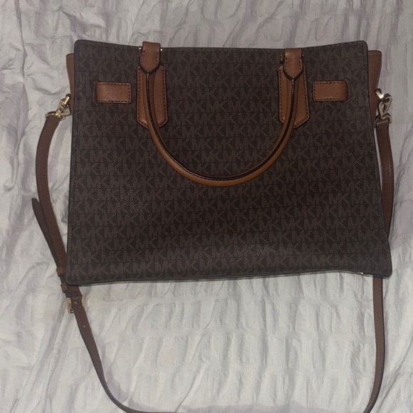 Michael Kors Dark Brown Shoulder Bag with Gold Accent - Picture 4 of 5